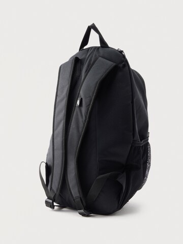 Nike Sportswear - Mochila 'HERITAGE SWEEP' em preto