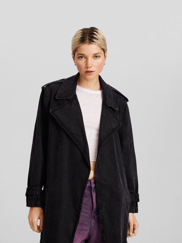 Manteau mi-saison Bershka en noir : devant