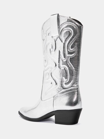 Pull&Bear Cowboy boot in Grey