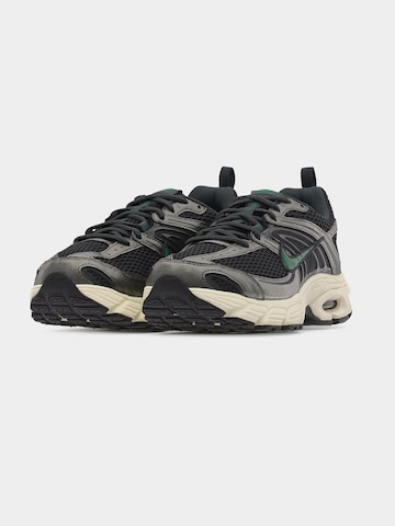 Nike Sportswear Sneakers 'Nike Air Max Moto 2K' i grå