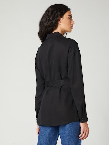 Guido Maria Kretschmer Women Blouse 'Julie' in Black