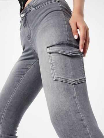 Skinny Jeans cargo ONLY en gris