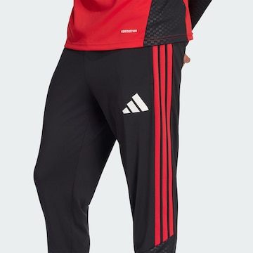 ADIDAS PERFORMANCE Slimfit Sportbroek 'Manchester United 26/27 Tiro' in Zwart