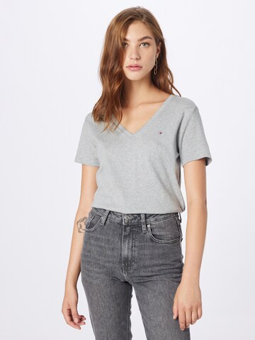 TOMMY HILFIGER T-Shirt in Grau: Vorderseite