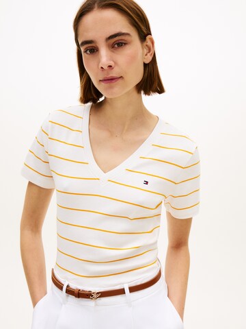 TOMMY HILFIGER Paita 'CODY' värissä valkoinen