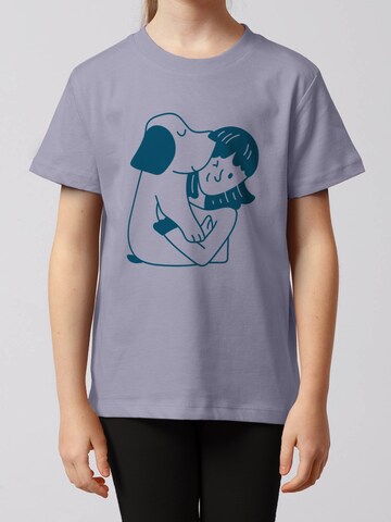 Maglietta 'Mädchen und Hund' di watabout.kids in lilla: frontale