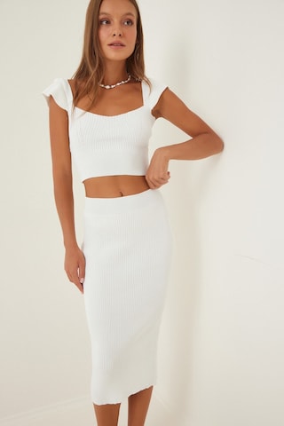 Happiness İstanbul Дамски Костюм в бяло: отпред