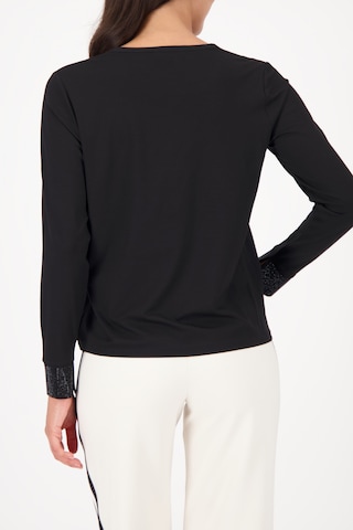 Bluză de la monari pe negru