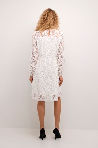 Robe 'Kit' Cream en blanc