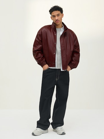 Bershka Tussenjas in Rood