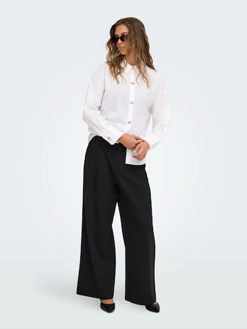 Wide leg Pantaloni con pieghe 'ONLSONJA' di ONLY in nero