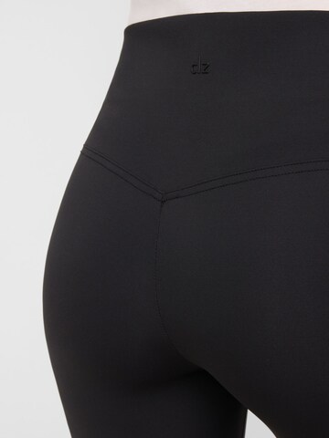 CALZEDONIA Skinny Leggings 'Sculpt Control' in Black