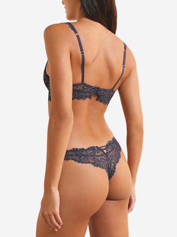 String 'Legende' di ETAM in blu