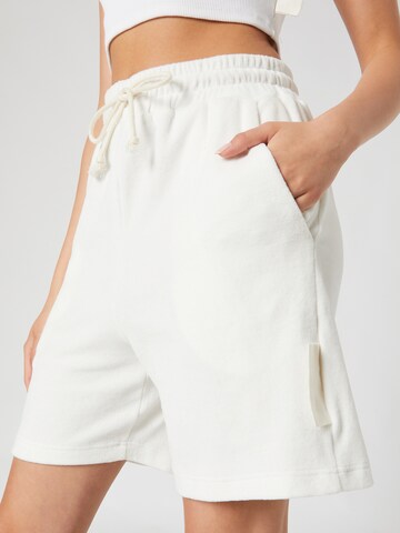 Smiles Regular Pants 'Valentin' in White