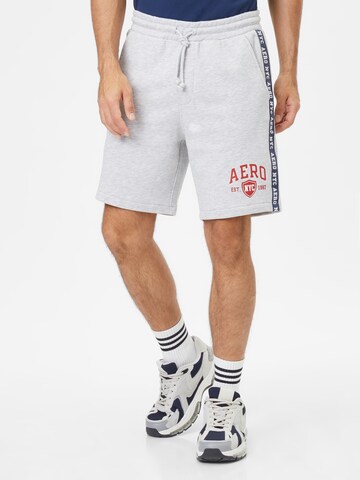 AÉROPOSTALE Regular Shorts in Grau: predná strana