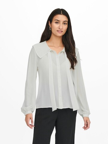 JDY Blouse in White: front