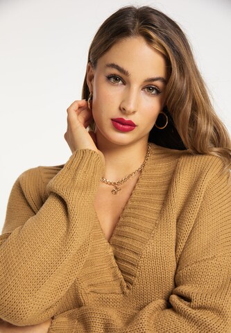 Pullover di faina in beige