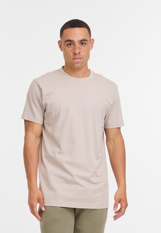 Urban Classics T-Shirt in Beige