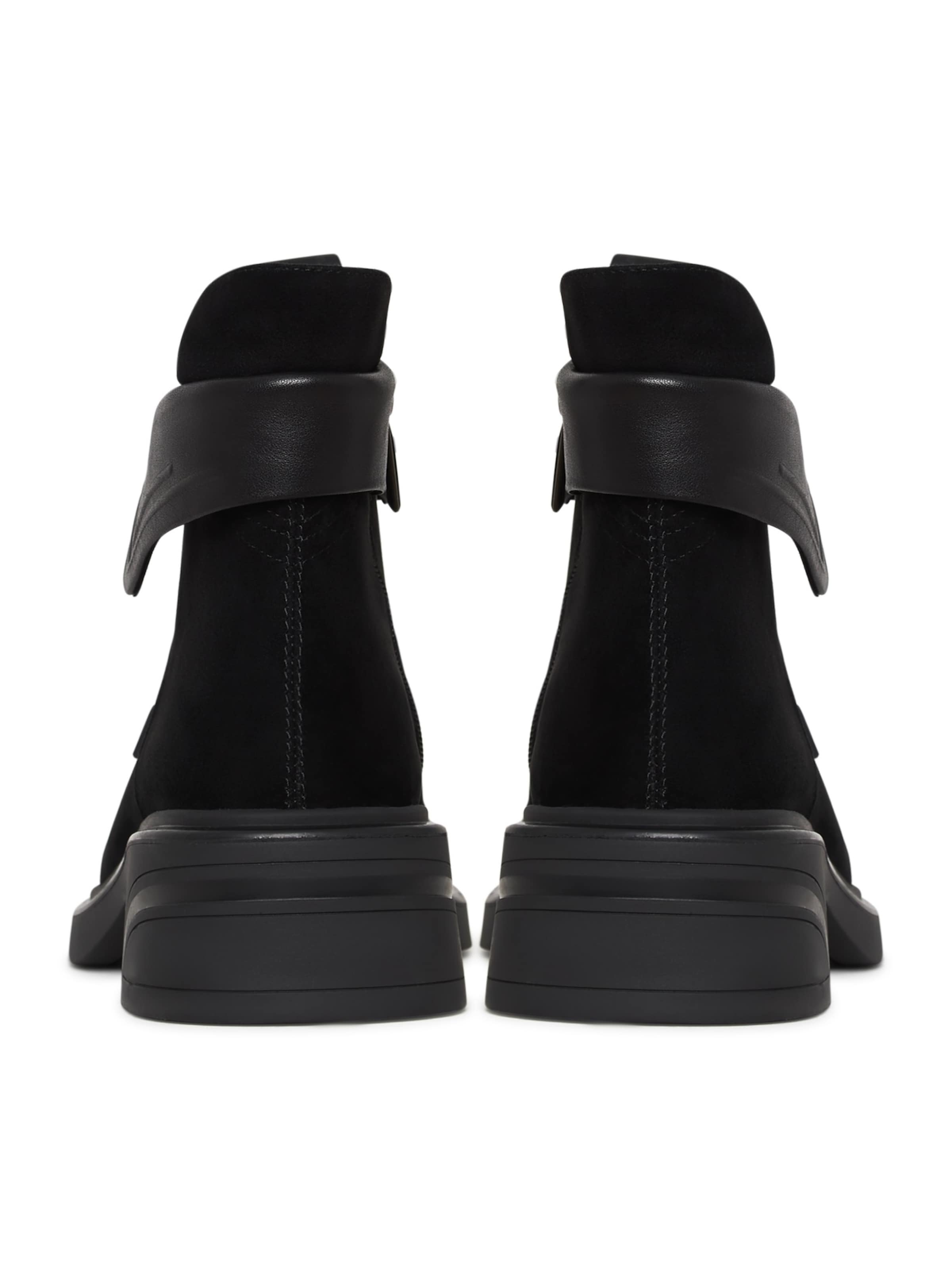 CESARE GASPARI Ankle boots in Black