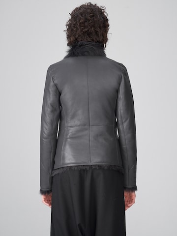 V S P Vinterjakke 'Adila' i grå