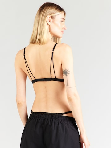 LOVE Stories Triangle Bra 'Gwen' in Black