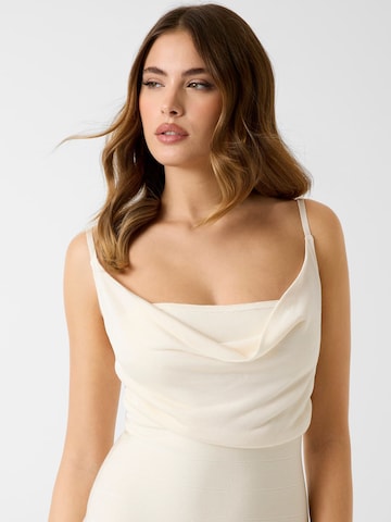 GUESS Kleid in Weiß