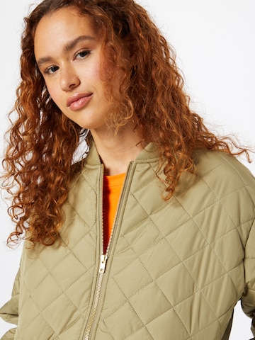 Urban Classics Between-Season Jacket in Green