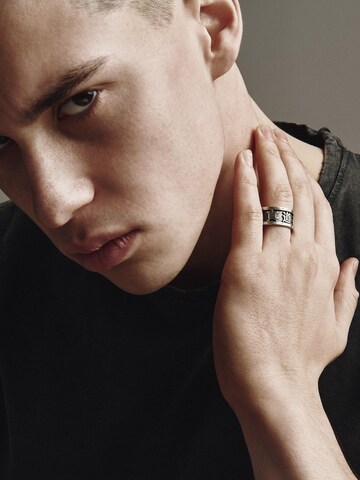 Anello 'Kanji' di REYTEL in argento