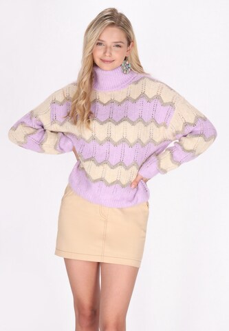 IZIA Sweater in Purple: front