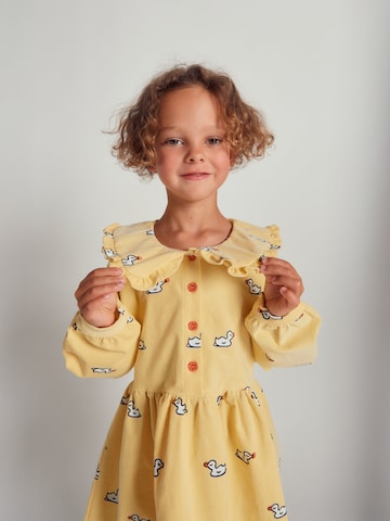 Maru + Bo Kjole 'PATTERNED CORDUROY DRESS WITH A COLLAR' i gul
