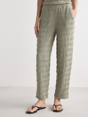 regular Pantaloni di Next in verde: frontale