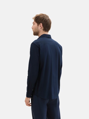 Coupe regular Chemise TOM TAILOR en bleu