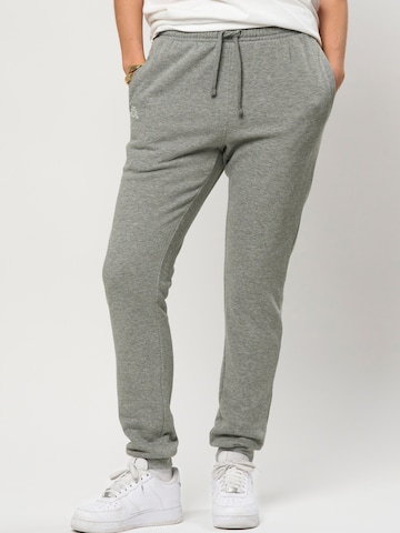 KAPPA Szabványos Nadrág 'KMLogo Caseri' - szürke: elől