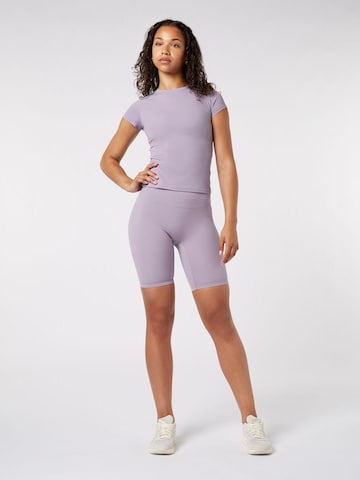 YO-GAYA Sporttop 'Short Sleeve Top' in Lila