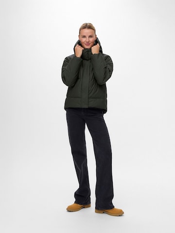 VERO MODA Winterjas 'VMGRETAKYLIE' in Groen