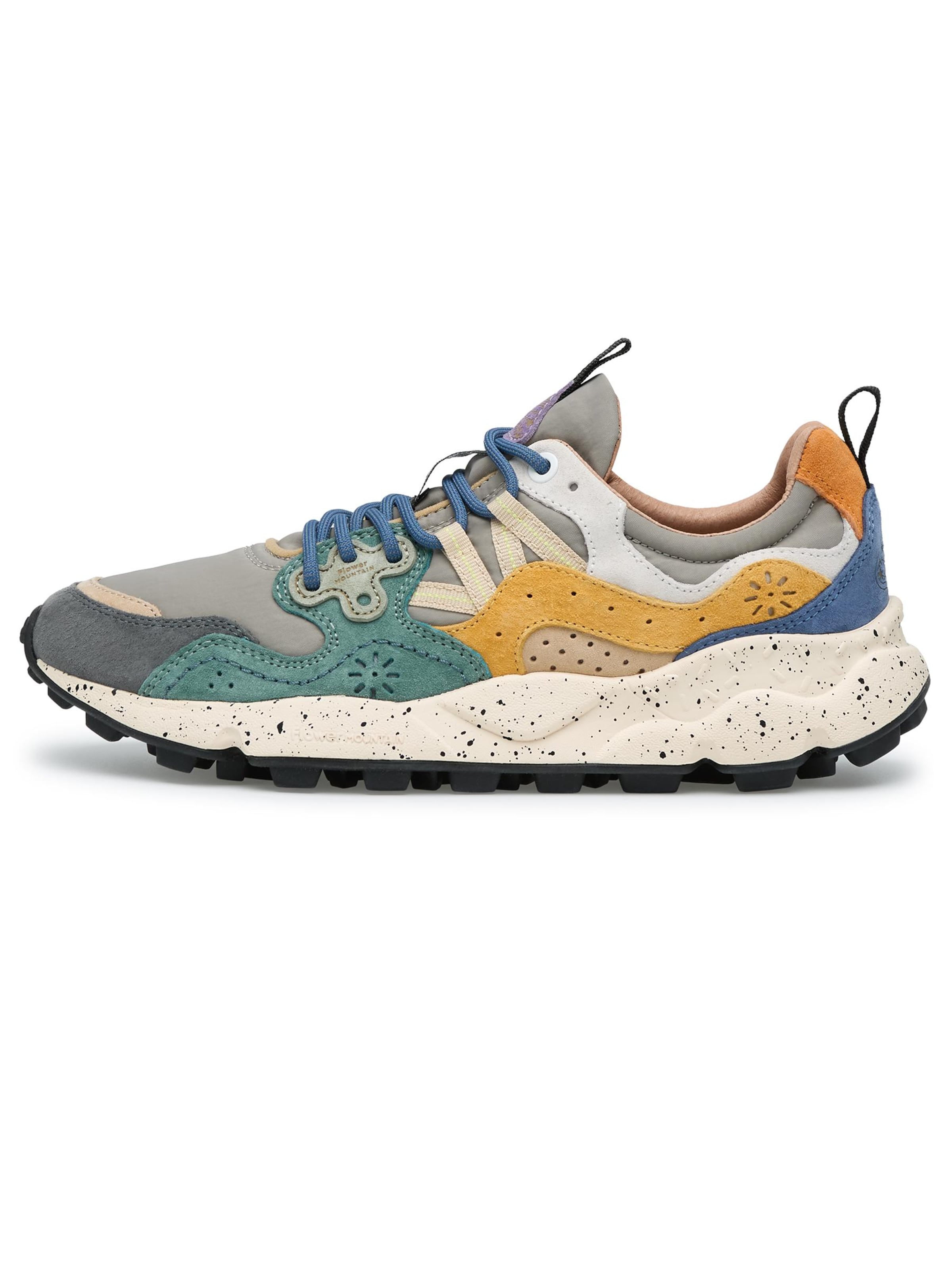 Baskets basses 'YAMANO 3 UNI' Flower Mountain en gris : devant