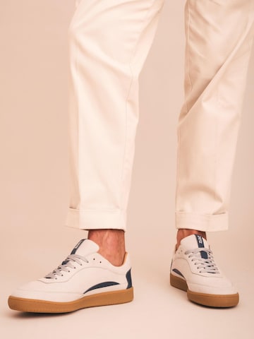 nae Vegan Shoes Sneaker low 'Sidney' i beige: forside