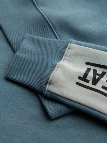 Ombre Sweatshirt 'OM-SSNZ-0200' in Blauw