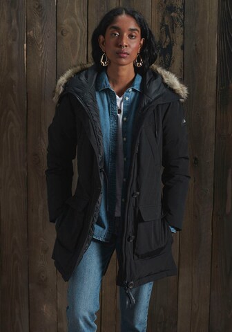 Superdry Winterparka in Zwart