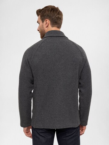 Vestes en maille Antioch en gris