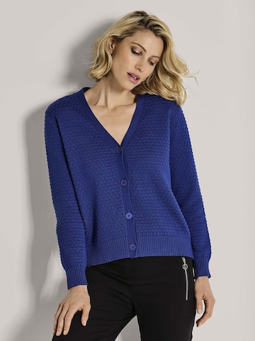 MADELEINE Gebreid vest in Blauw: voorkant