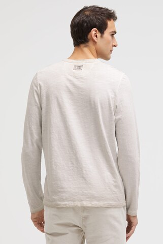 CAMP DAVID Longsleeve mit V-Neck und Photoprint in Beige