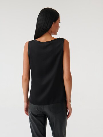 TATUUM - Blusa 'BIRMA' em preto