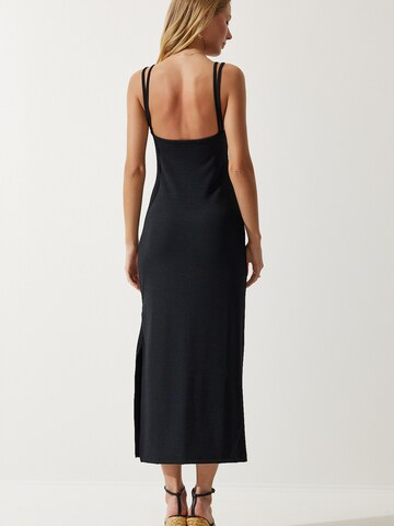 Robe Happiness İstanbul en noir