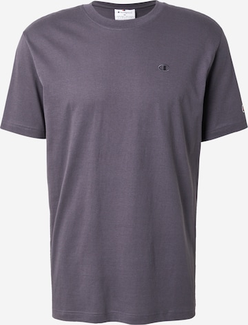 Champion Authentic Athletic Apparel T-Shirt in Lila: Vorderseite