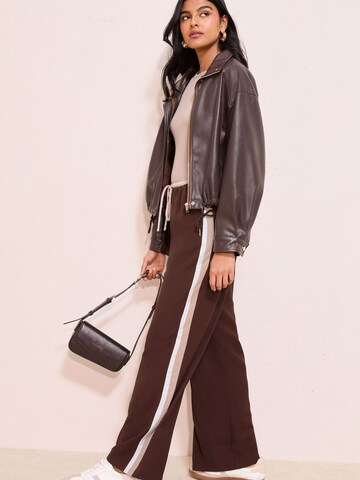 Friends Like These Wide Leg Hose in Braun