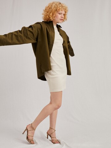 A LOT LESS Between-Season Jacket 'Lana' in Green