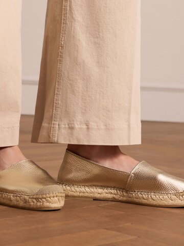 MANFIELD Espadrilles in Gold