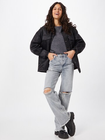 Pull-over 'Cindy' PIECES en gris