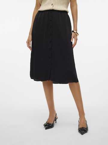 Jupe 'SUNNY' VERO MODA en noir : devant